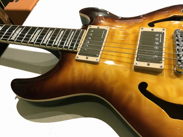 Cort Guitars M-Custom 小ぶりなフルアコタイプ Seymour Duncan 2ハム